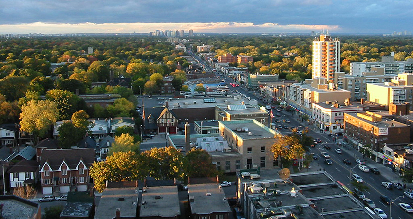 The project is proposed for the Humewood-Cedarvale neighborhood in Midtown Toronto. Image credit: Elango. licensed under CC BY 2.0