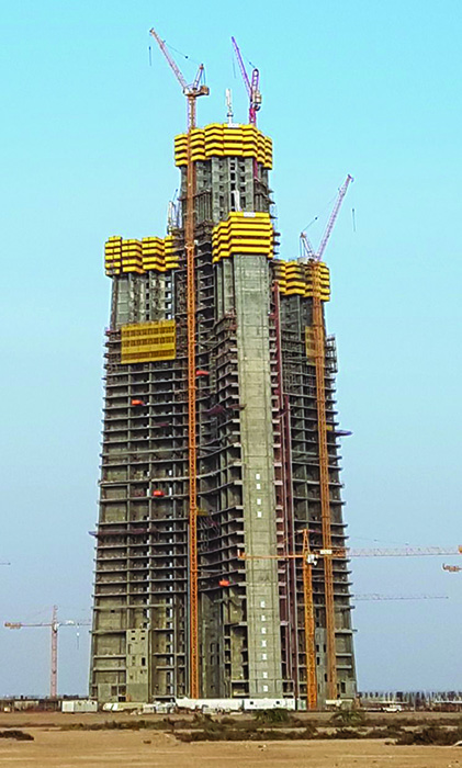 Construction from 2016. After a long stoppage, progress has started again this year on the Jeddah Tower. Image by Ammar Shaker.
