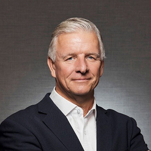 Presenter portrait, Ian Lyon